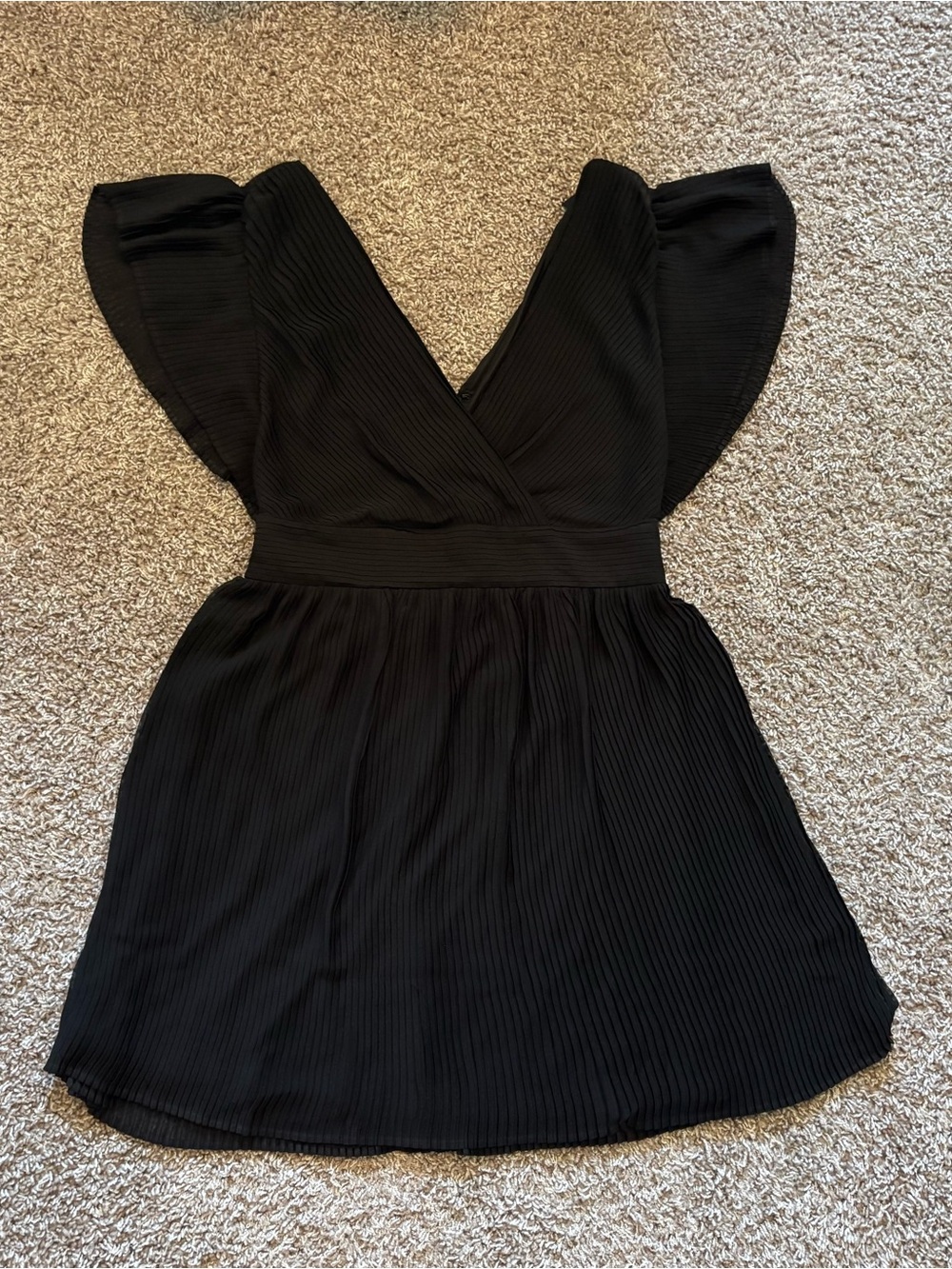 Express Black V-Neck Flutter Sleeve Pleated Dress